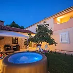 Apartamento Berto Vrsi