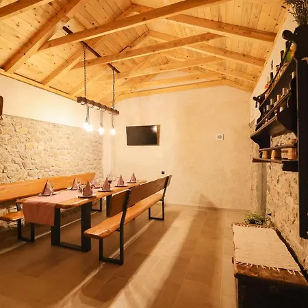 Apartment Berto