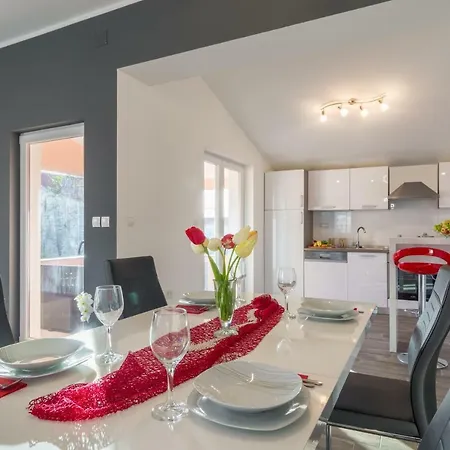 Berto Apartment